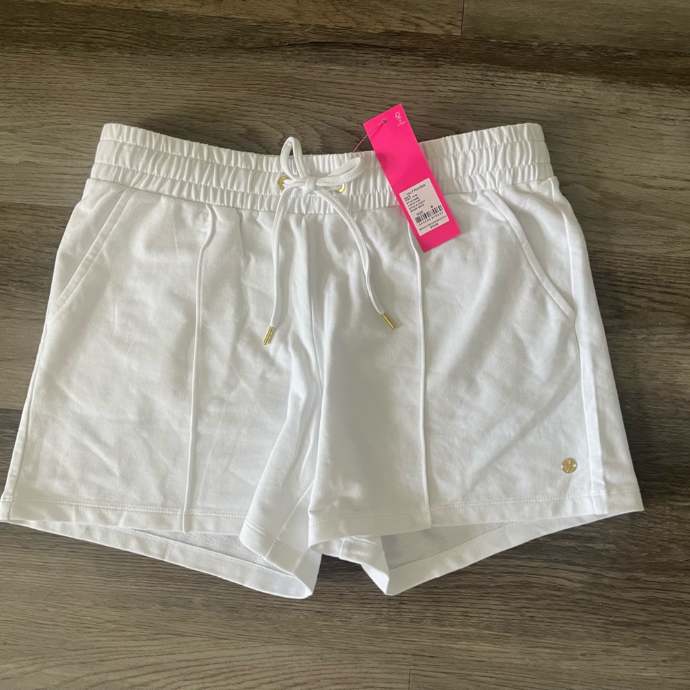 Lilly Pulitzer 5” Elan shorts